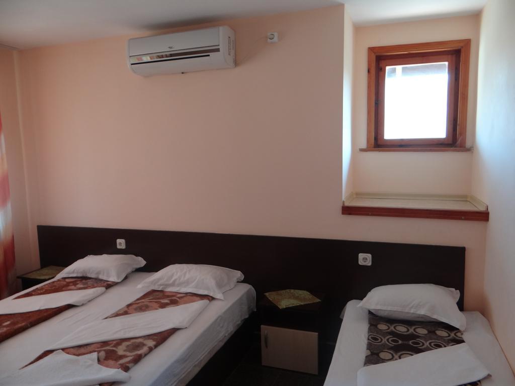 Guest House Lazur Obzor Bilik gambar